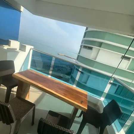 Beachfront Estelar Infinito 1401